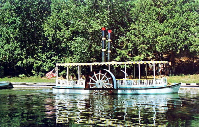 The Paddle Princess River Boat - Postcards And Promo (newer photo)